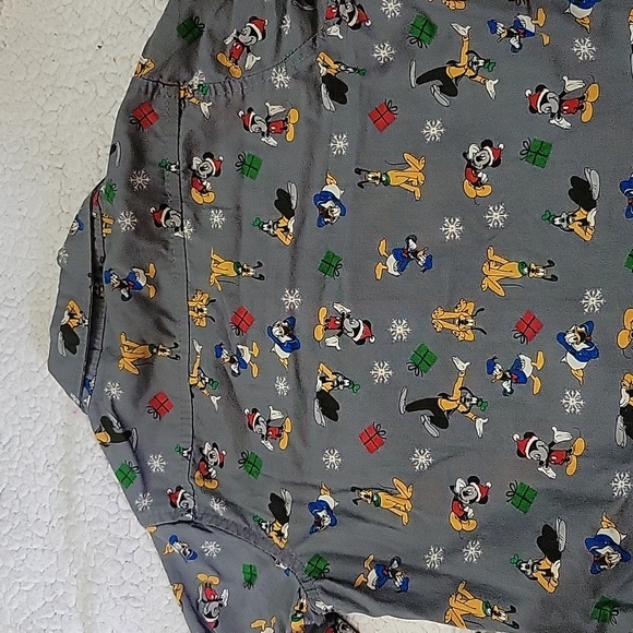 Disney Mickey and Friends Christmas button down 12m - Picture 4 of 5